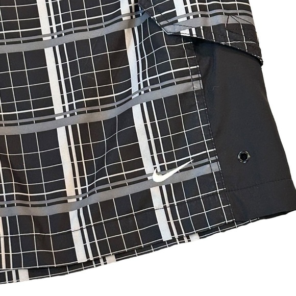 NIKE Mens Swimsuit Beachwear Black Charcoal Light gray Tie Size Large LIKE NEW - Picture 4 of 9